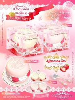 Snow Angel Strawberry Macaron